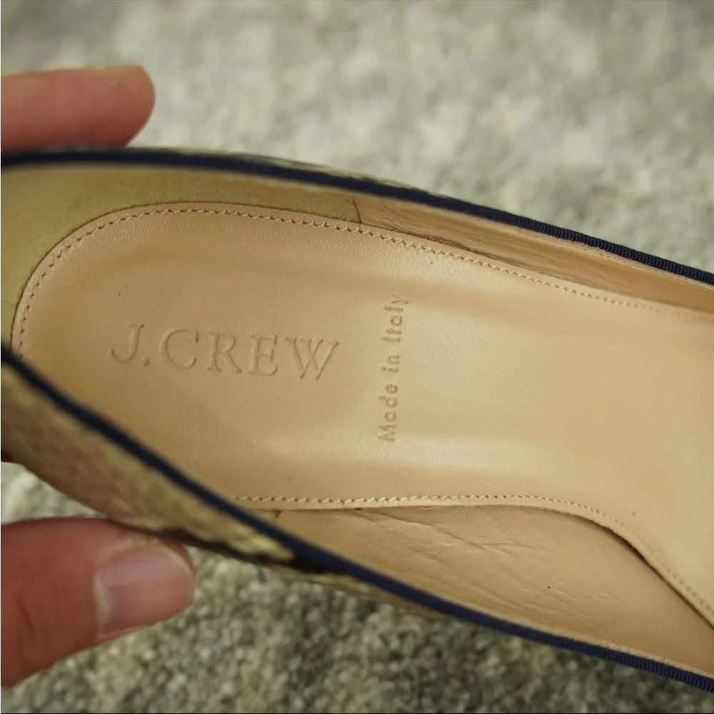 J. Crew step out
